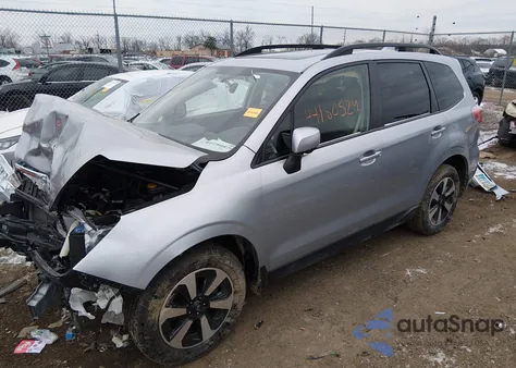 2018 Subaru Forester 2.5I Premium z USA, uszkodzony, nr VIN JF2SJAGC1JH427395